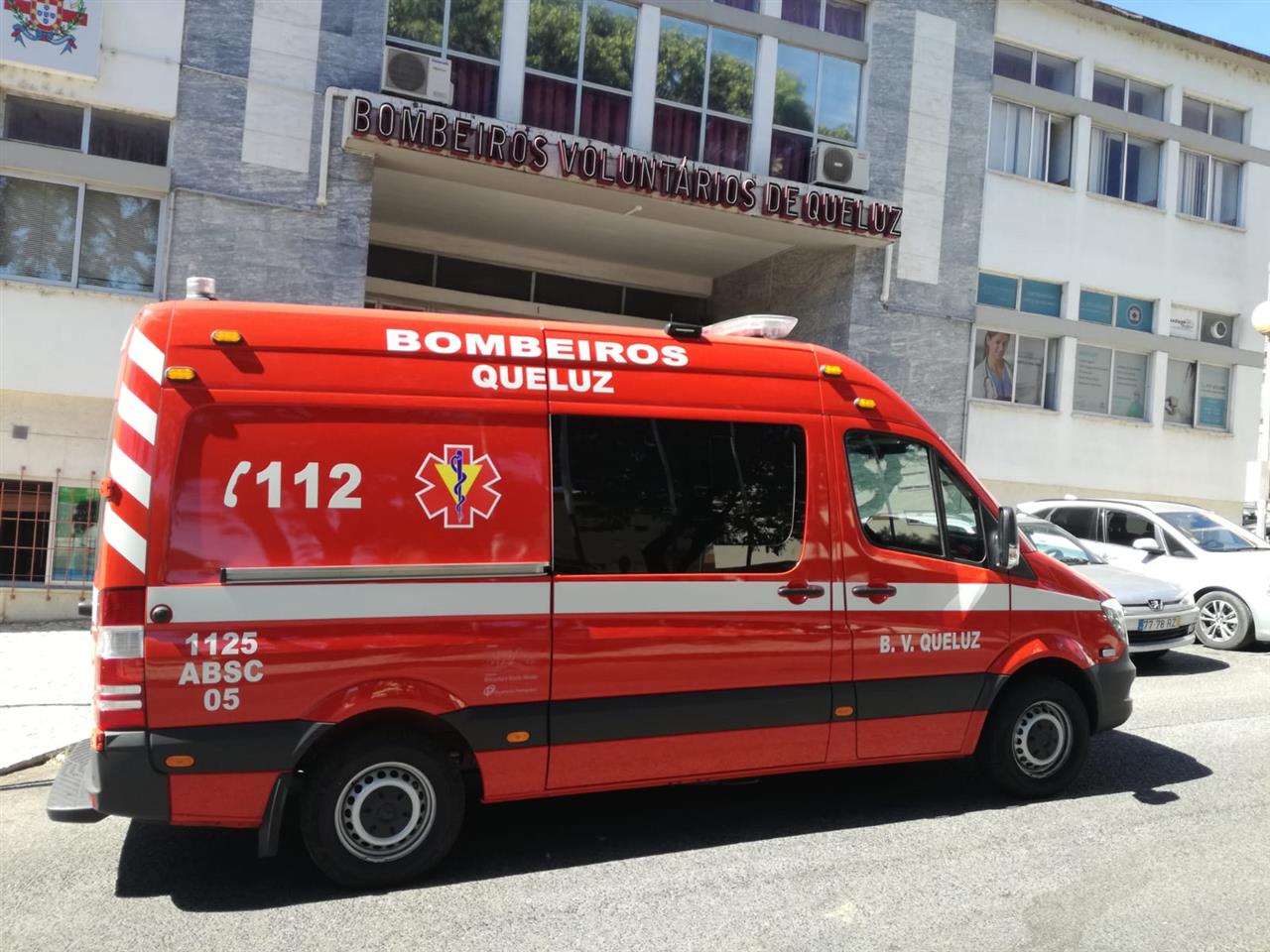 Orçamento Participativo dá ambulância aos Bombeiros de Queluz